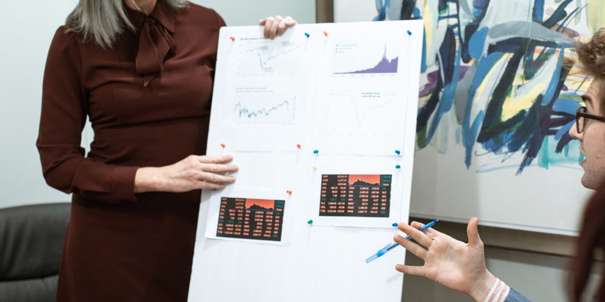 A confident professional presents a strategic plan, outlining best practices for navigating future AI governance.