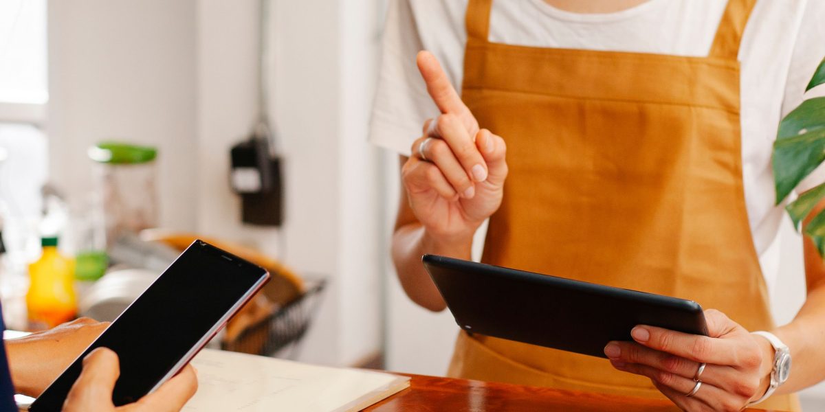 An entrepreneur engaging in a customer discovery interview, actively listening to understand customer needs and challenges.